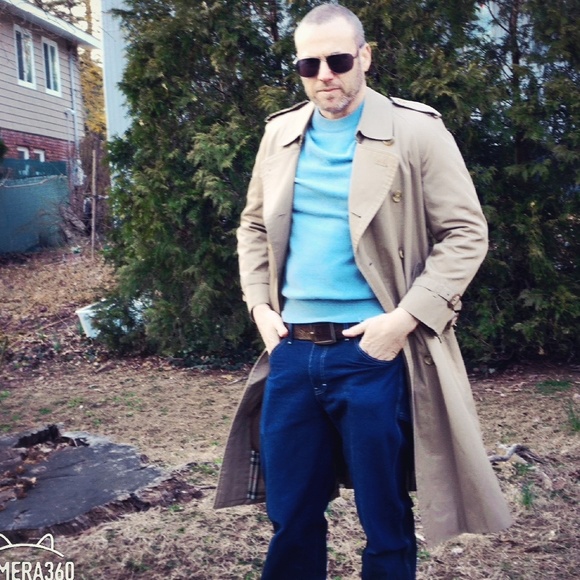 Vintage Burberry Trench Coat- Coming Soon! - Picture 6 of 8